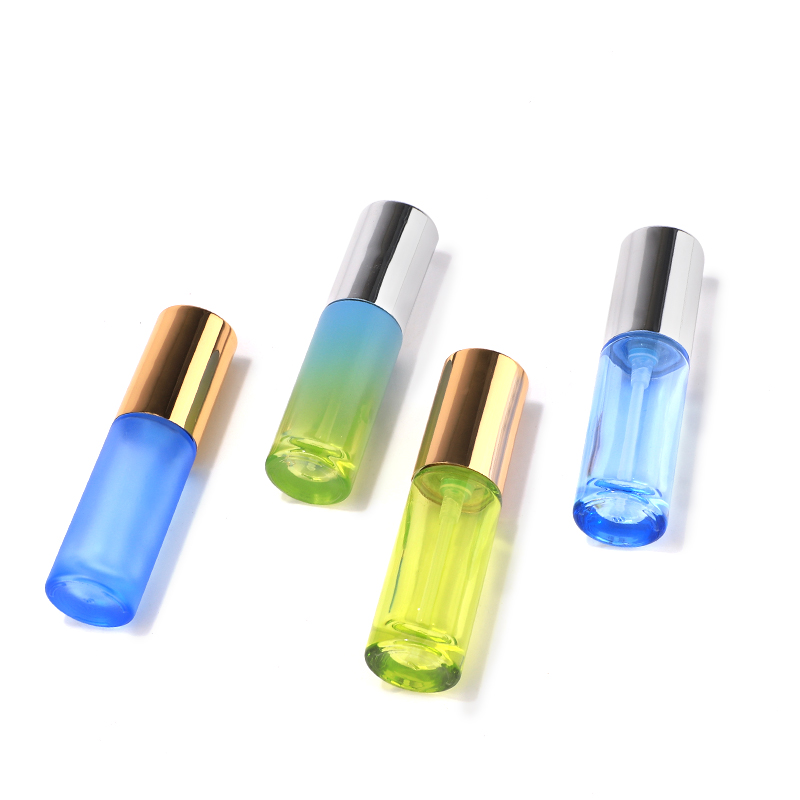 Нестандартная цветная стеклянная бутылка с насосом для лосьона
