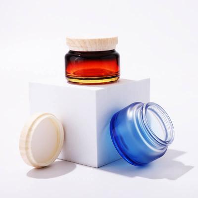 Круглая стеклянная банка нового дизайна с завинчивающейся крышкой для переноса воды для косметической упаковки